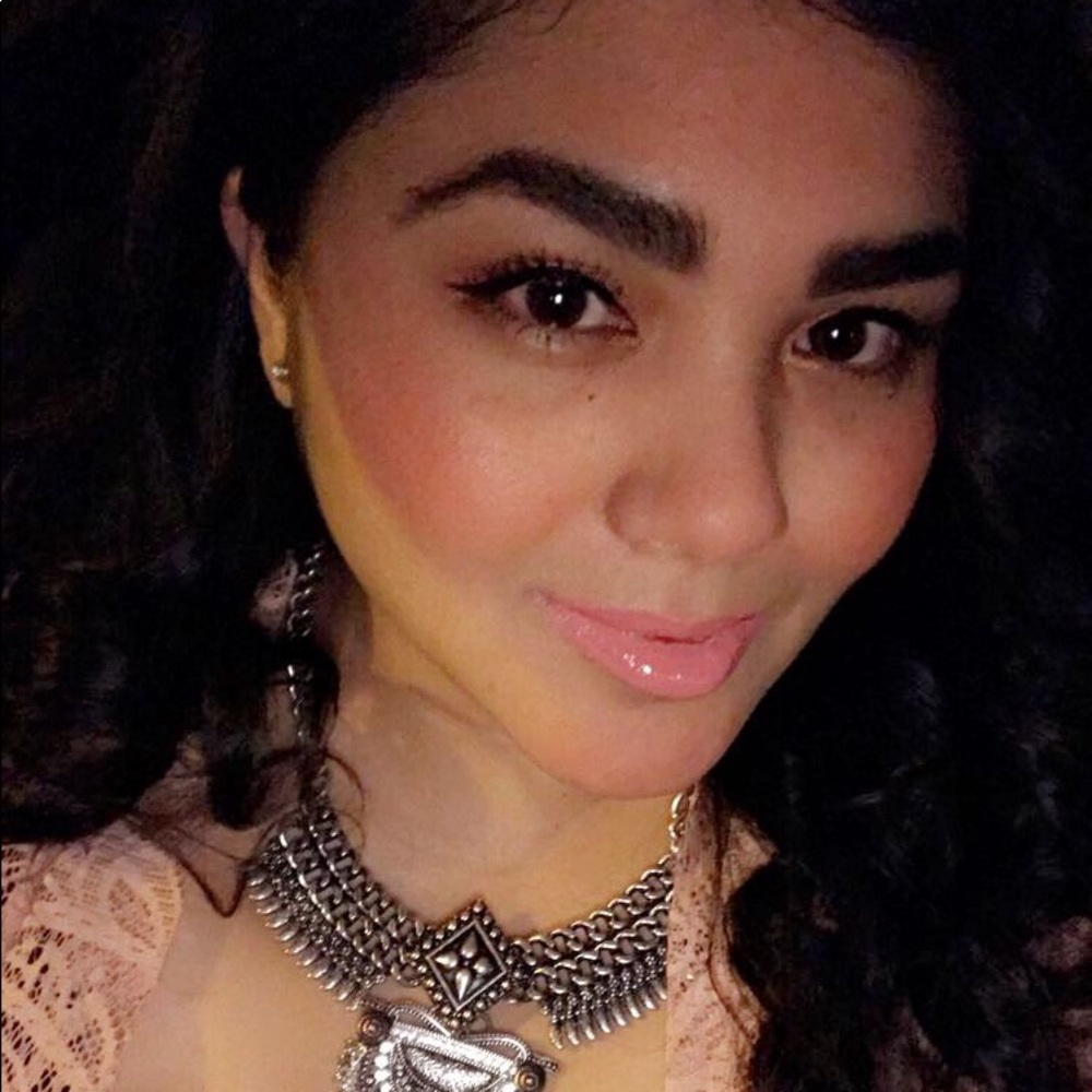 Meet your Posher, Maddi